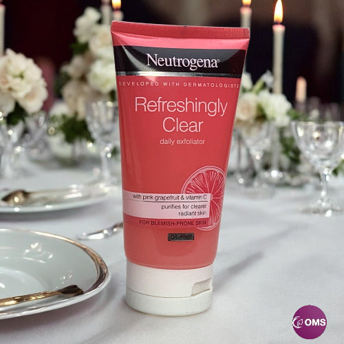 Neutrogena Refreshing Clear Facial Scrub