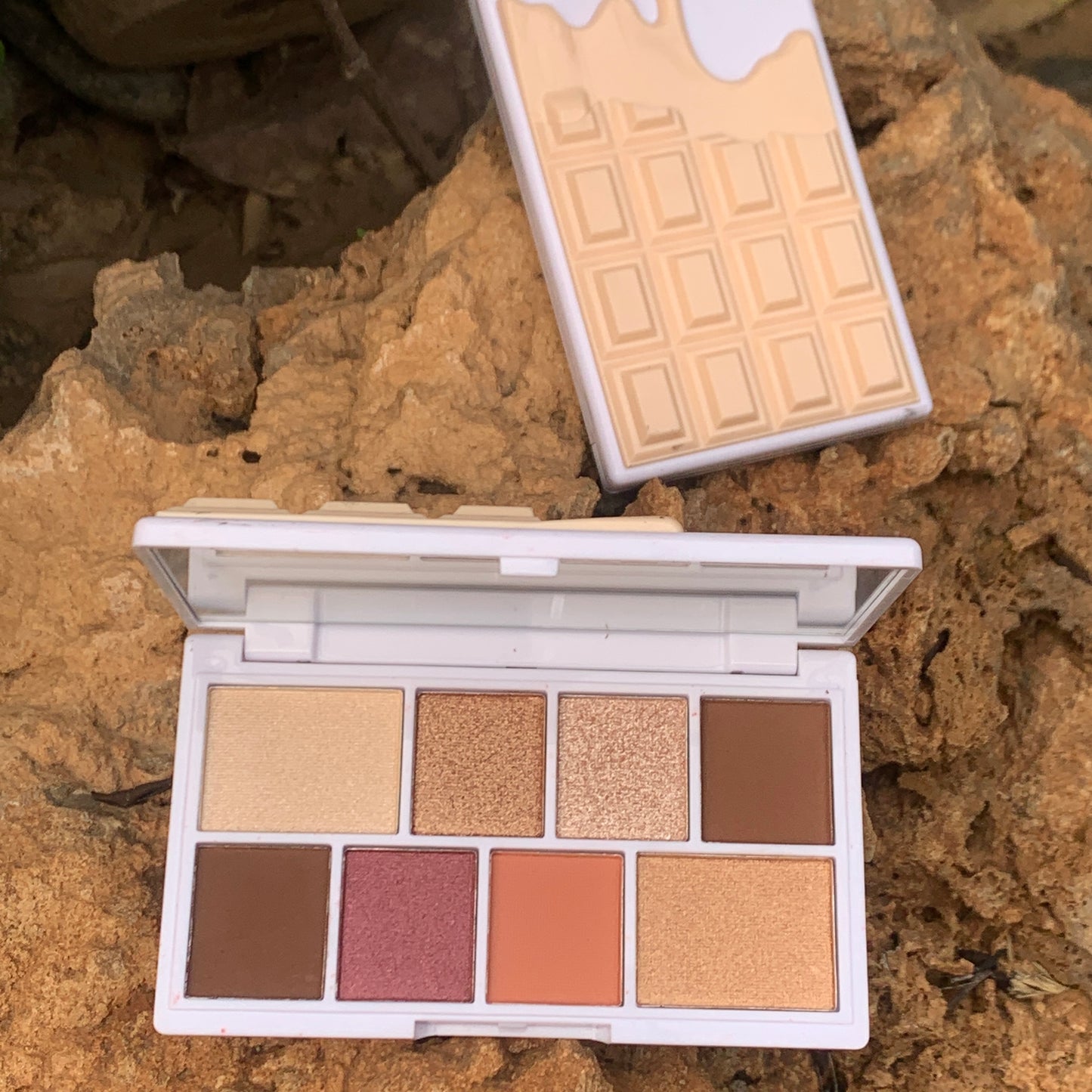 Revolution Nudes Chocolate Palette