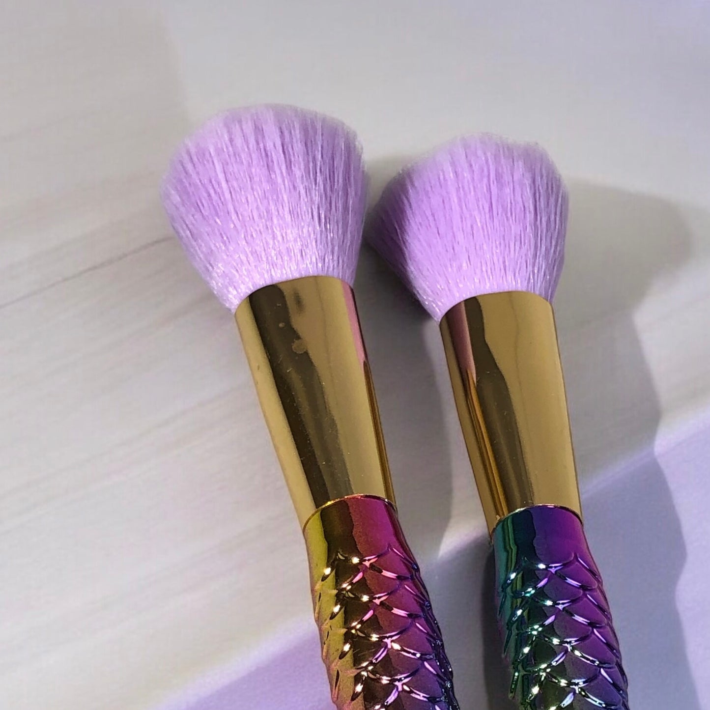 Mermaid face brush