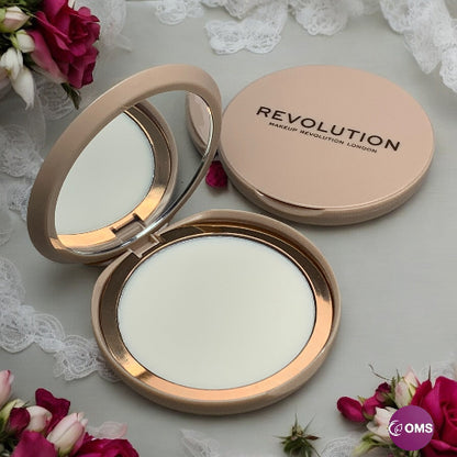 Revolution Super Dewy Blurring Balm Pore Blurring Compact