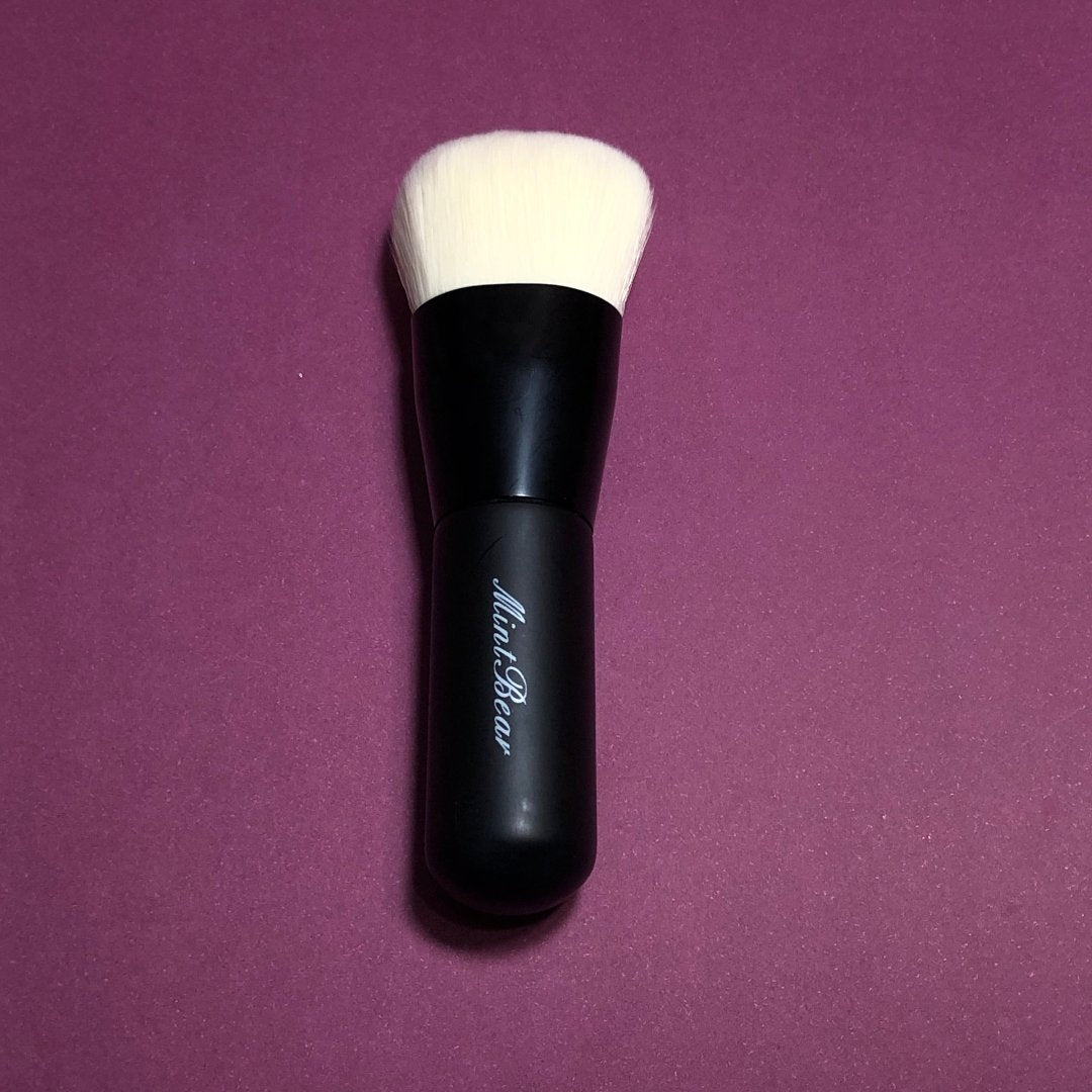 Mint bear face brush