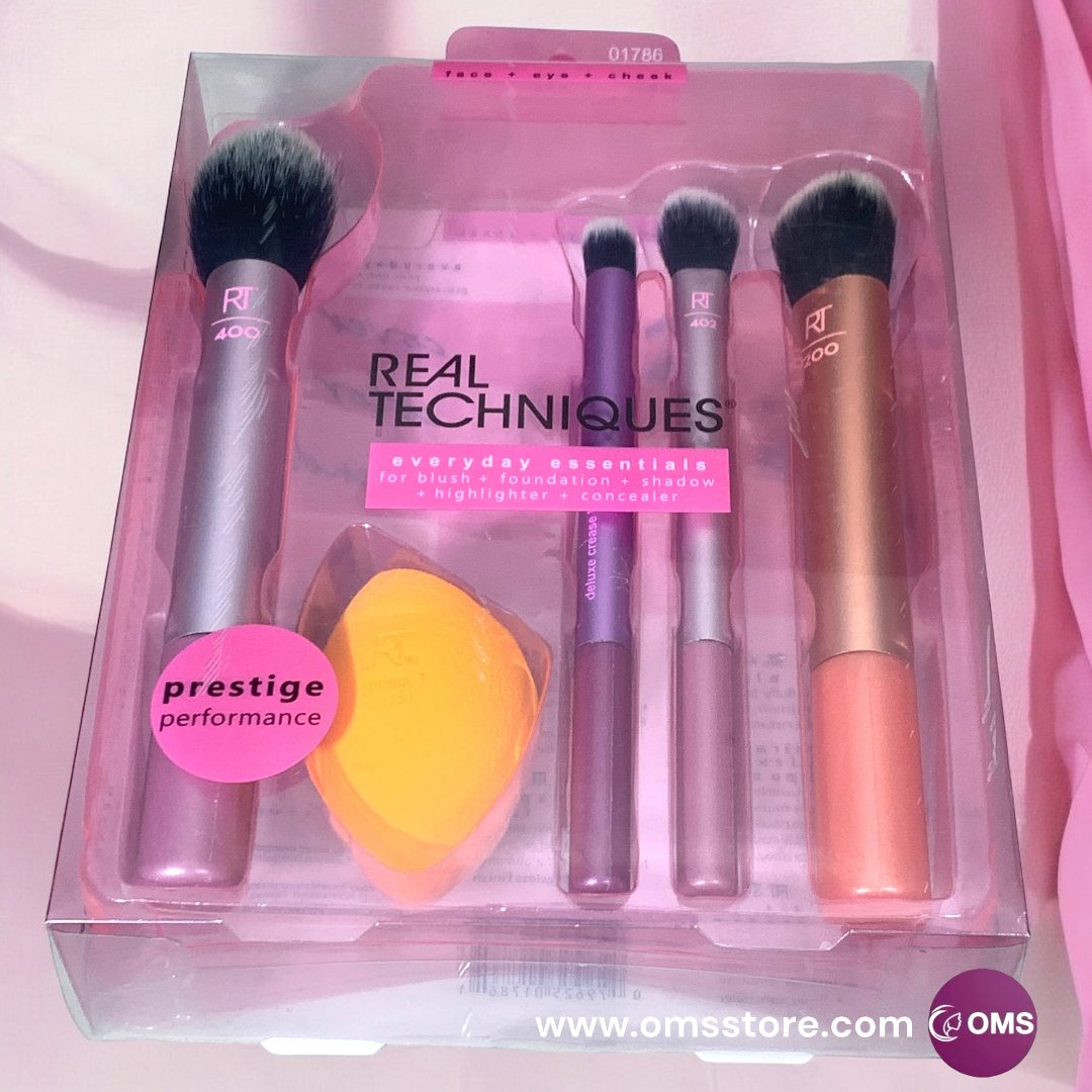 The Real Technique's Brush Set