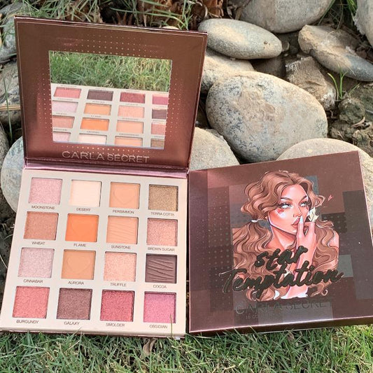 Carla Secret Makeup Pallete