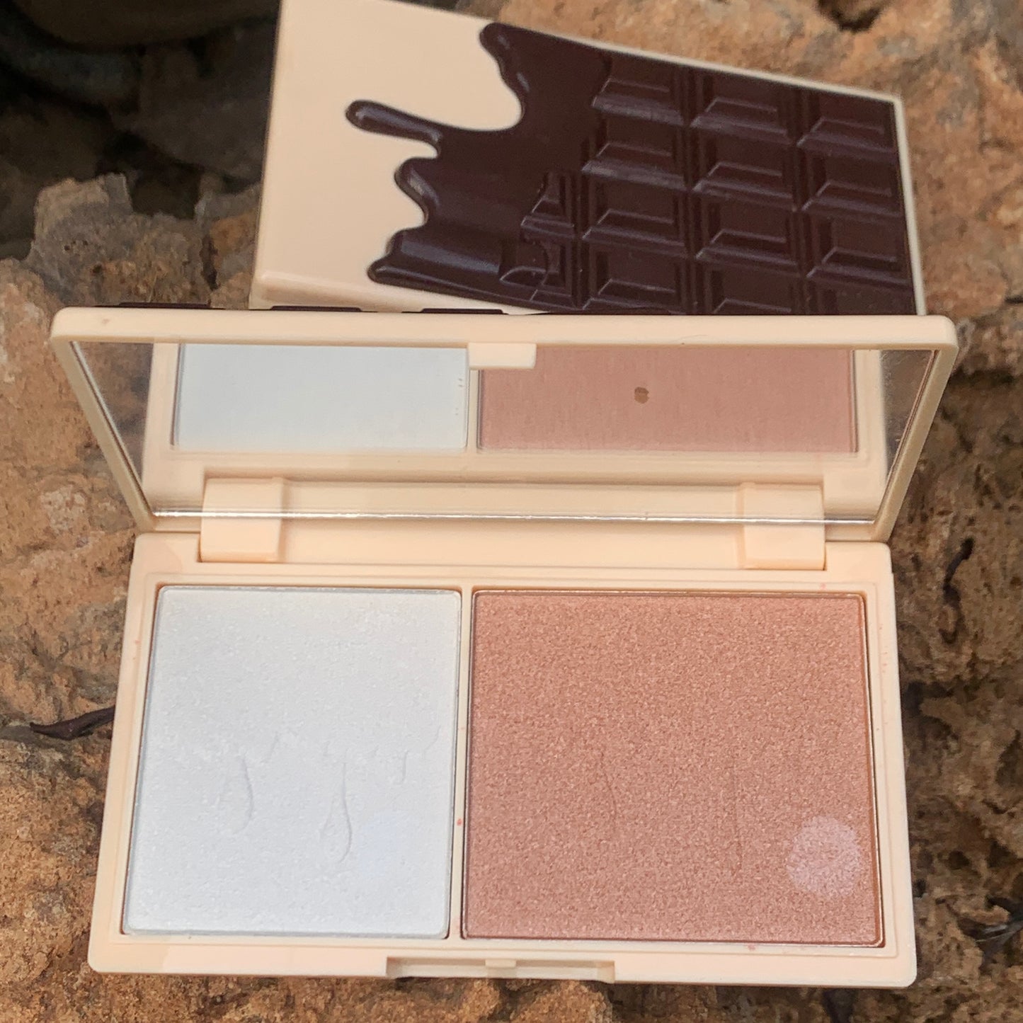 Revolution Fondue Palette