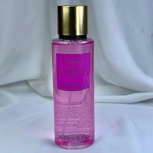 Victoria’s Secret Bombshell Passion Mist - mist perfume