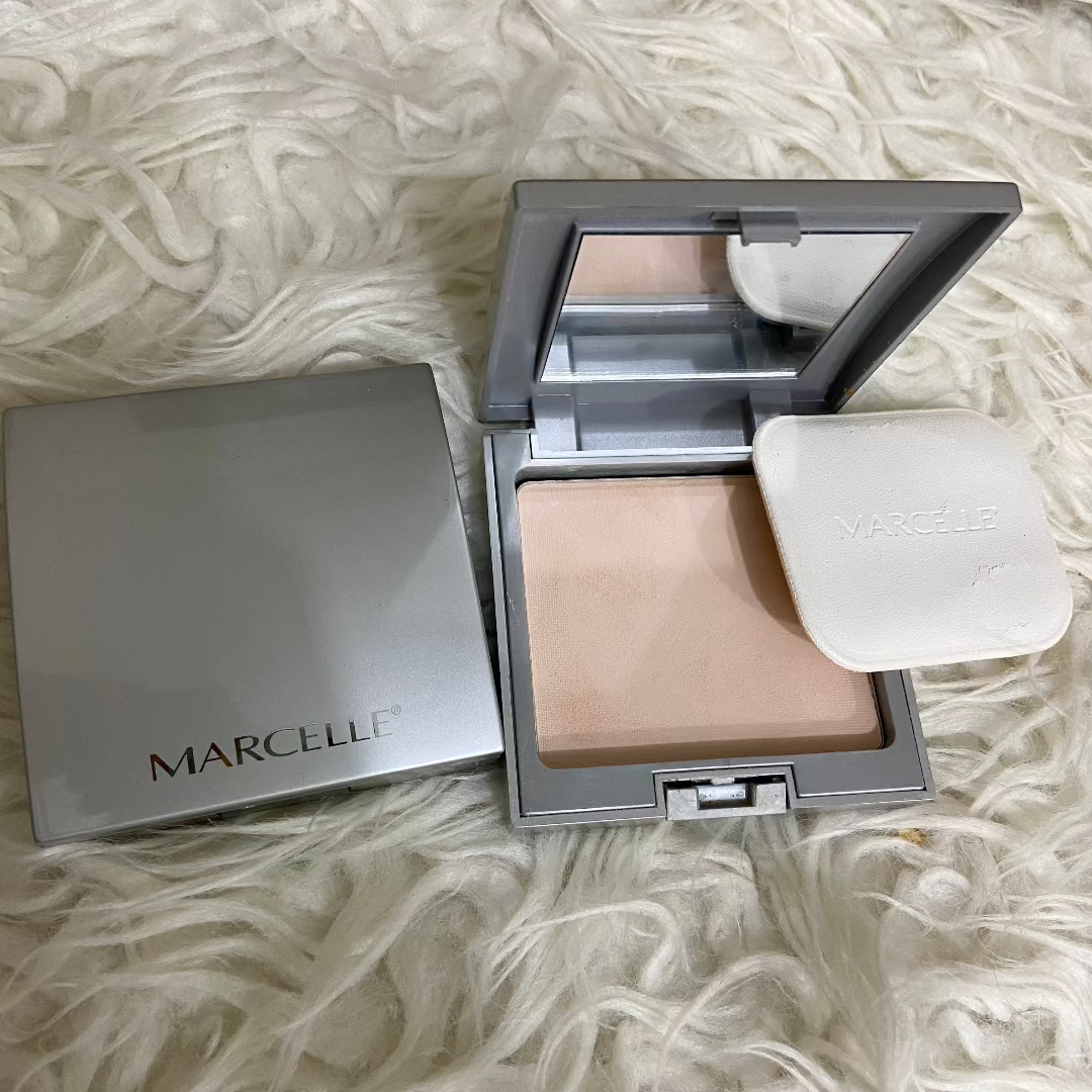 Marcelle face powder