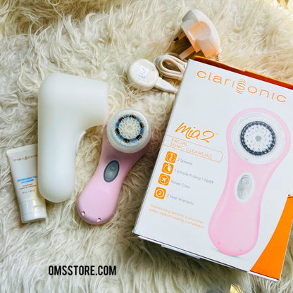 Clarisonic facial cleansing Machine rechargeable + Cleanser